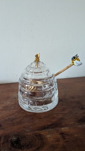 Glass beehive honey pot - honey,