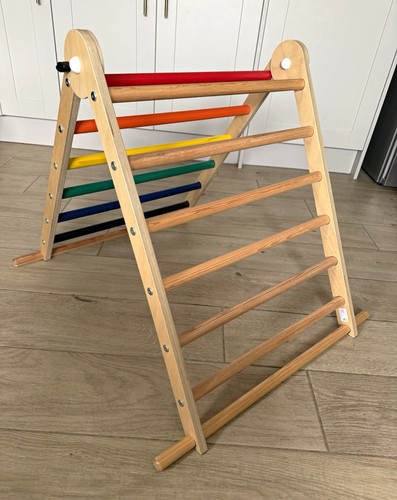 Triclimb wooden climbing
