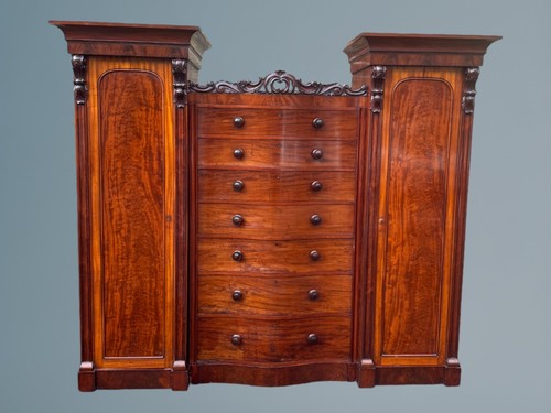 Good large figured mahogany - a,