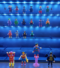 KINDER DC COMICS PLAYMOBIL TOY