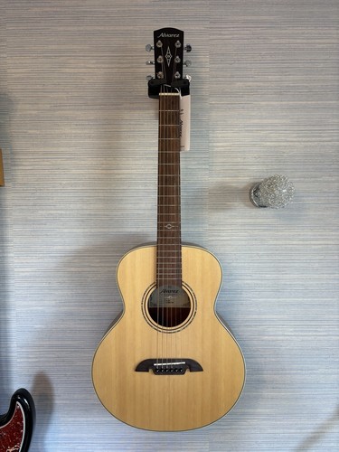 Alvarez lj2 acoustic guitar - lj2,