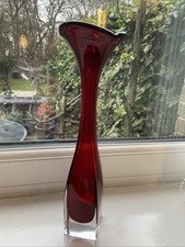 Blown Glass Red Vase Seda