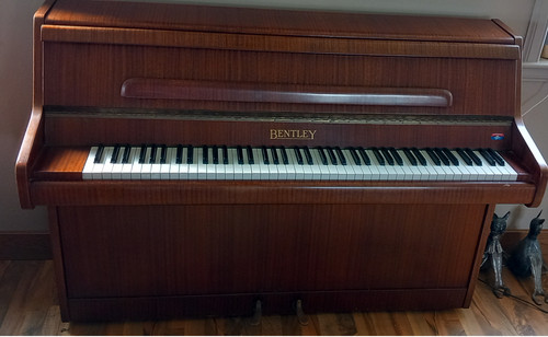 Bentley upright piano one - piano,,