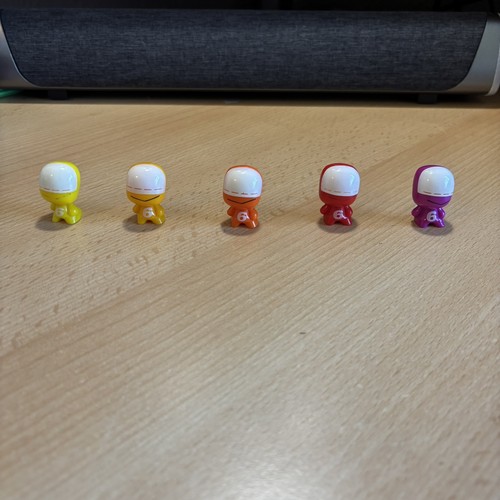 Gogo crazy bones - series, 1