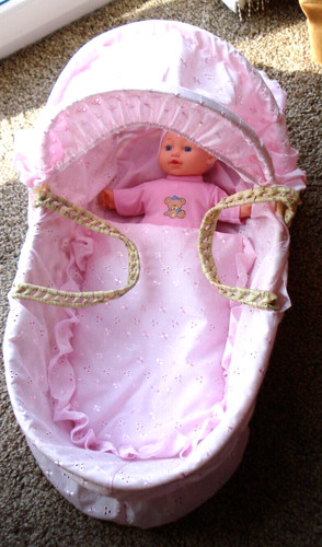 Pink dolls moses basket with - moses,
