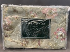 NOS Laura Ashley Oakley King