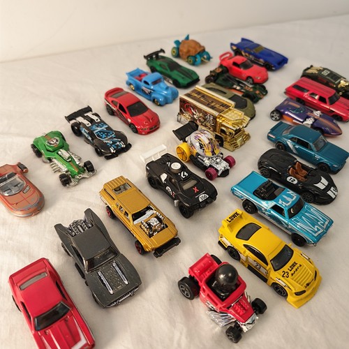 Hot wheels toy cars - toy, lot