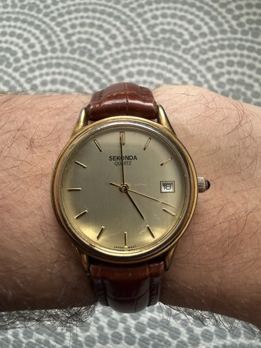Vintage sekonda quartz date - vintage,