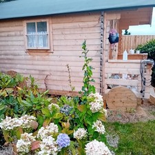 Immaculate shepherds hut fully - shepherds, hut.fully