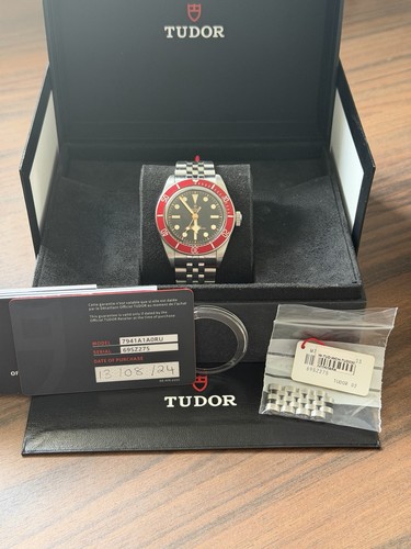 Tudor black bay 41mm burgundy - tudor,