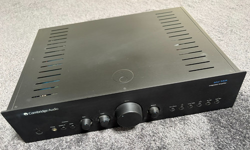 Cambridge audio azur amplifier - cambridge,