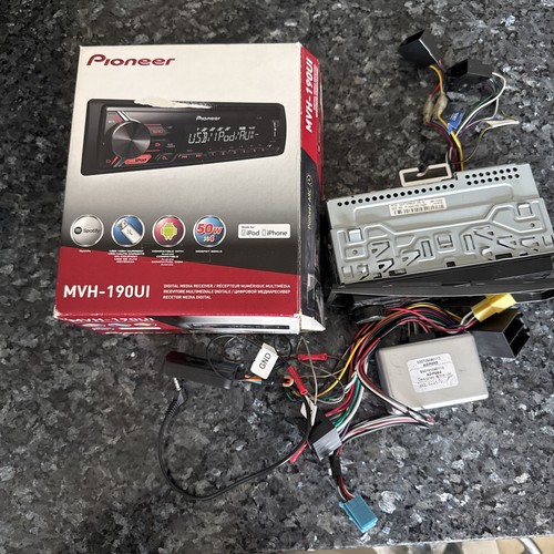 Pioneer mvh 190ui car stereo - car,