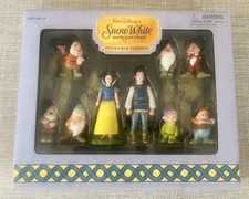 Disney Store Snow White & The