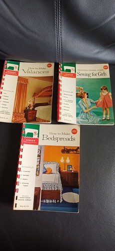 Vintage singer library - singer, to
