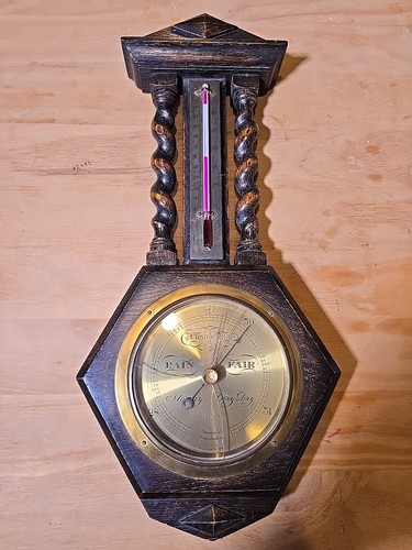 Antique vintage art deco oak - antique/vintage,