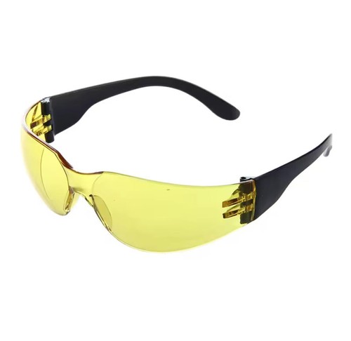 Clay pigeon shooting - pigeon, glasses