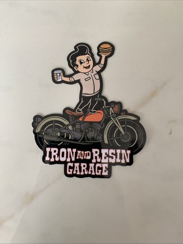Iron and resin garage - resin, sticker