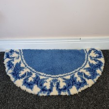 Vintage Semi Circle Blue White