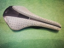 Fizik Antares 00 Versus Evo 3D