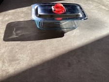 EKCO HOSTESS TROLLEY DISH With LID