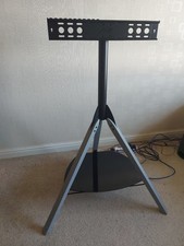 TV STAND AVF Hoxton Audio Visual Tripod Stand With Black Glass Shelf