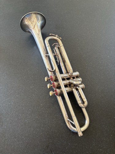Trumpet m champion - b,