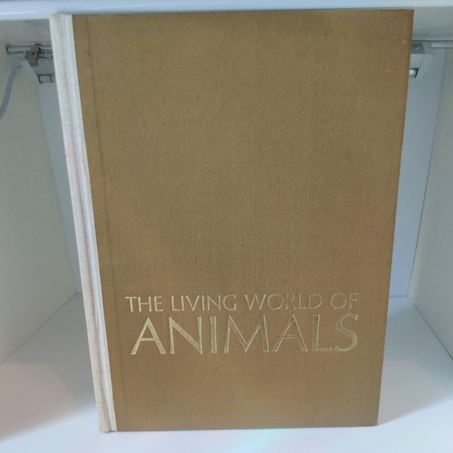 The living world animals - world, of