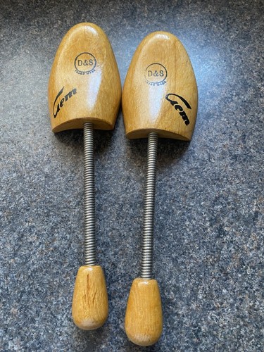 Gem wooden sprung - &,