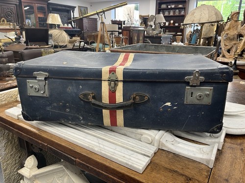Vintage globe trotter - vintage, globe-trotter