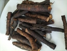 4 x COMFREY  ROOT CUTTINGS  -