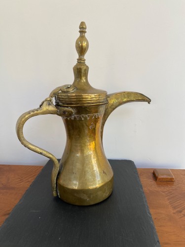 Antique brass dallah lidded - brass,