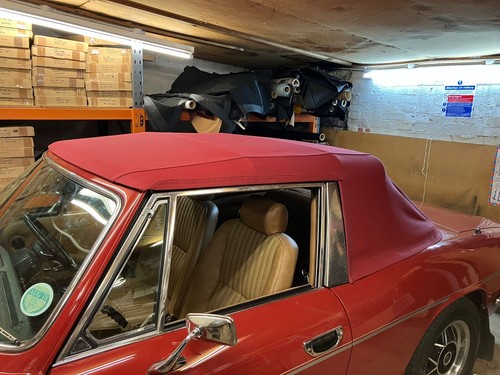 Triumph stag hood black - hood, in