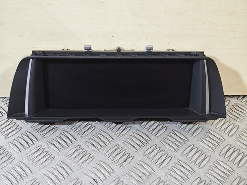 Bmw series f10 f11 - f11, lci