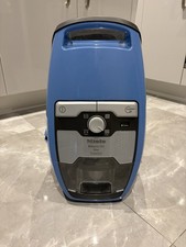 Miele Blizzard CX1 Excellence