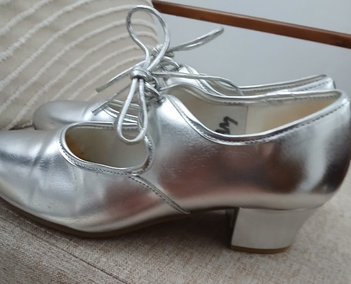 1st position tap shoes - position,