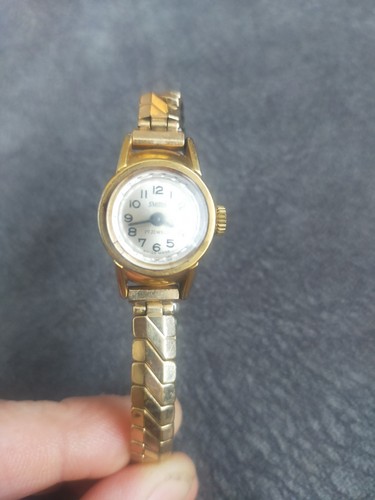 Beautiful vintage smiths - vintage, 17