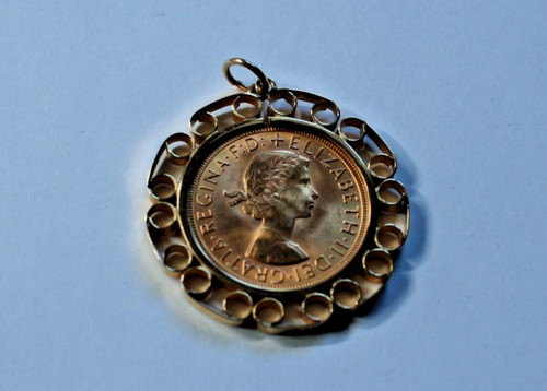 Pre loved 1965 queen elizabeth - queen,