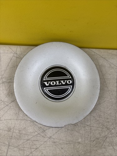 Volvo hub cover - volvo,