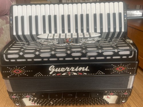 Guerrini polka king accordion - king,