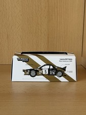 Tarmac Works Hobby64 1:64