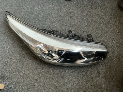 Kia ceed drivers front - o/s,