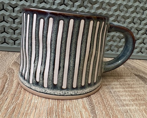 Mugs actually grey - actually, stripe