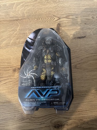 Neca alien predator series - alien,