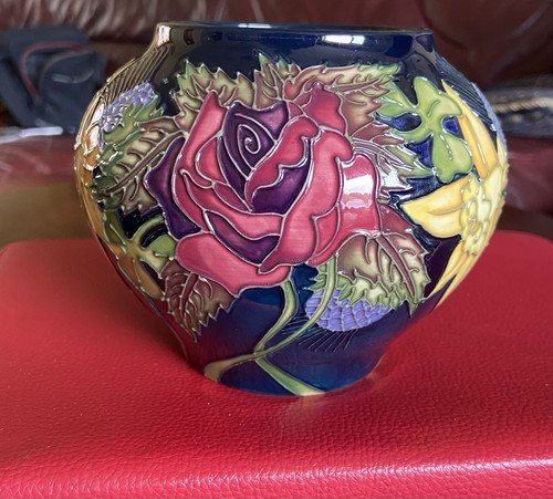 Moorcroft pottery diamond - moorcroft,