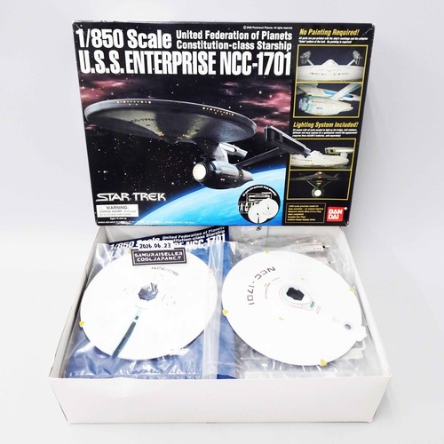 Bandai star trek - star, uss