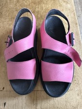 Dr Martens Women’s Strap