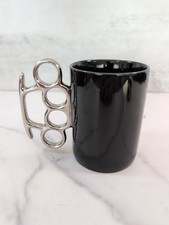 Brass Knuckle Duster Handle Ceramic Novelty Coffee Mug Cup Black & Silver 