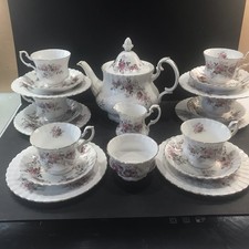 Royal Albert Lavender Rose  21