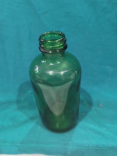 Vintage round green glass - green,