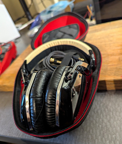 Moda crossfade over ear - v-moda,
